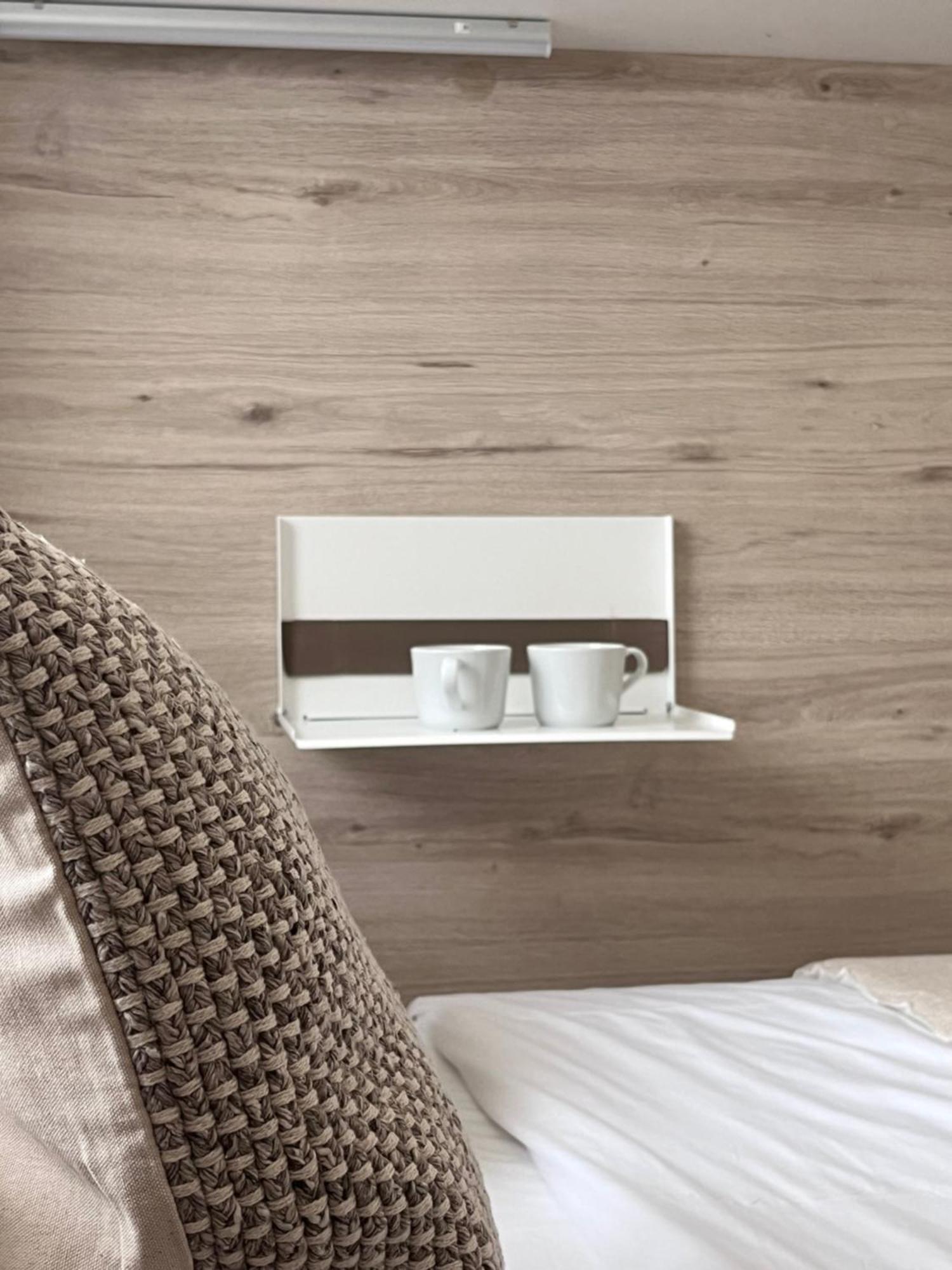 Apartament El Balcon Del Ebro By Alogest- Vistas, Piscina Y 2 Parking Saragossa Zewnętrze zdjęcie